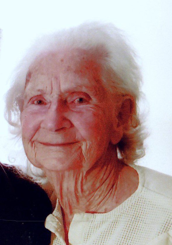 Maxine Carte Obituary-img